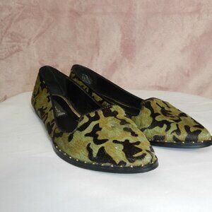 Womens Camo Hair Steve Madden Flats Size 6.5